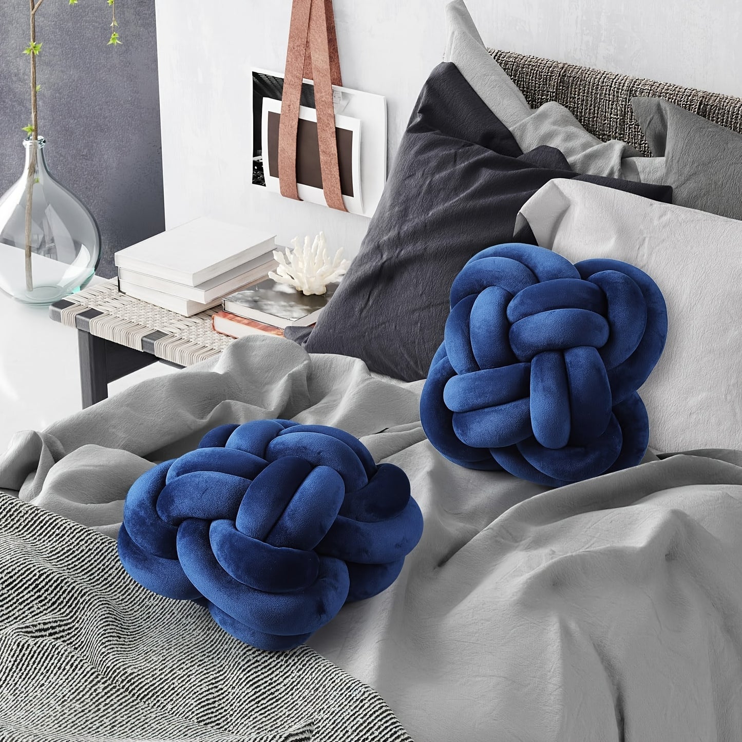 Knot Pillow